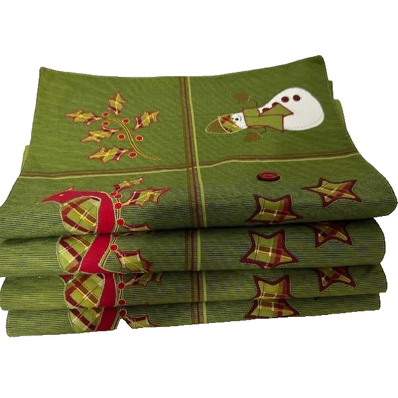 Embroidered Christmas Placemats 4 pc Trim A Home Snowman Cardinal Holly Holiday - Picture 2 of 6